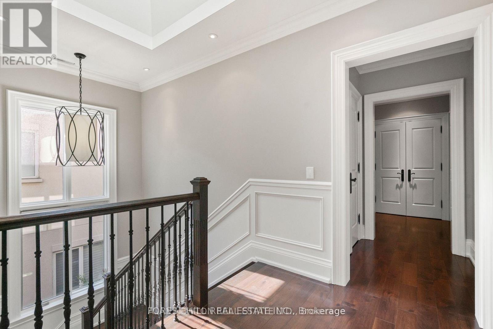 669 Bedford Park Avenue, Toronto, Ontario  M5M 1K4 - Photo 32 - C12432571