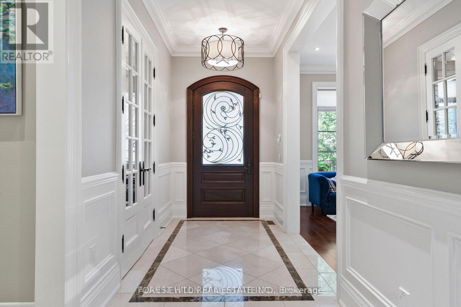 669 Bedford Park Avenue, Toronto, Ontario  M5M 1K4 - Photo 5 - C12432571