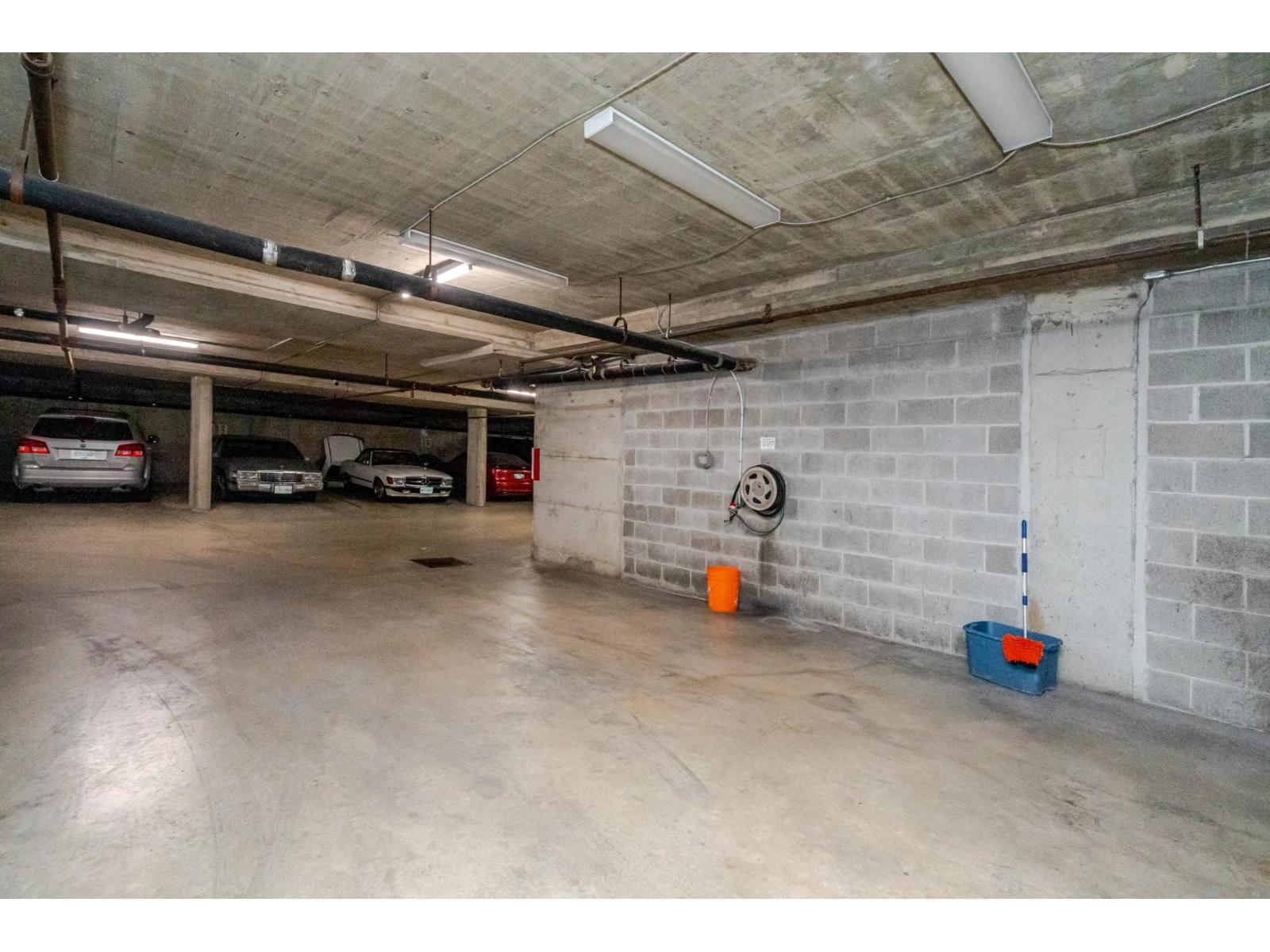 208 15020 North Bluff Road, White Rock, British Columbia  V4B 5A4 - Photo 31 - R3053101