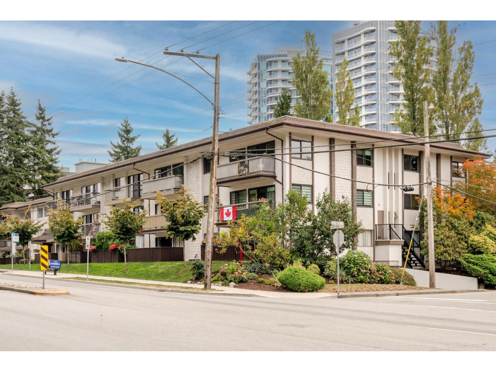 208 15020 North Bluff Road, White Rock, British Columbia  V4B 5A4 - Photo 35 - R3053101