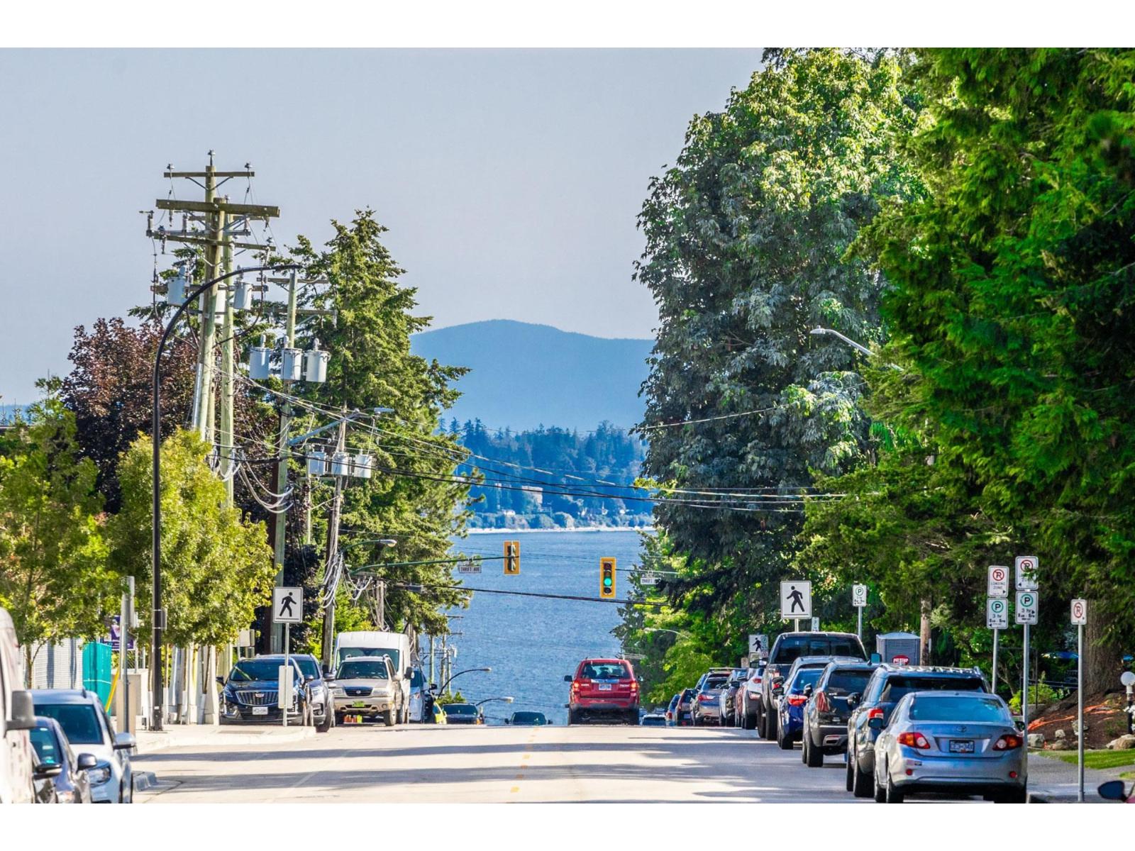208 15020 North Bluff Road, White Rock, British Columbia  V4B 5A4 - Photo 38 - R3053101