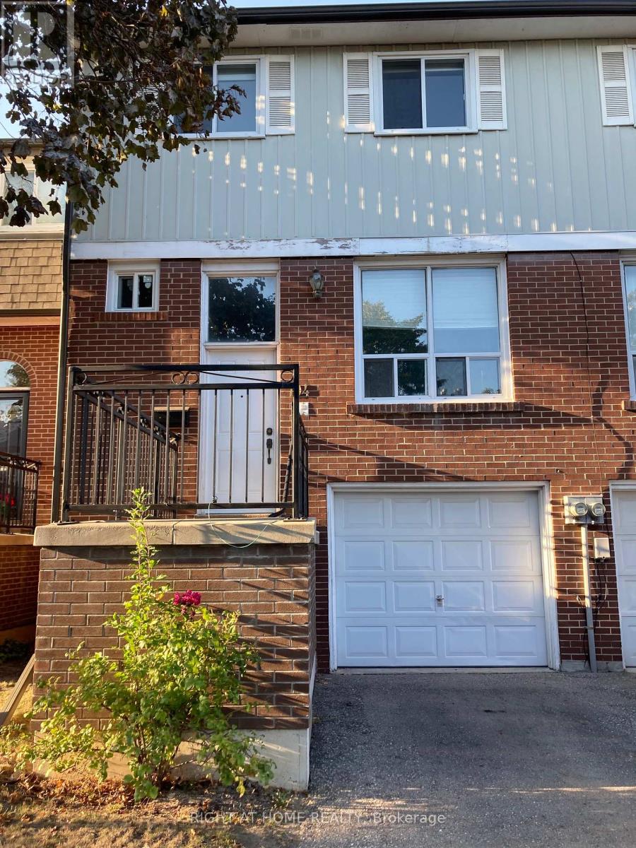 104 Farm Greenway, Toronto (Parkwoods-Donalda), Ontario  M3A 3M2 - Photo 9 - C12427901