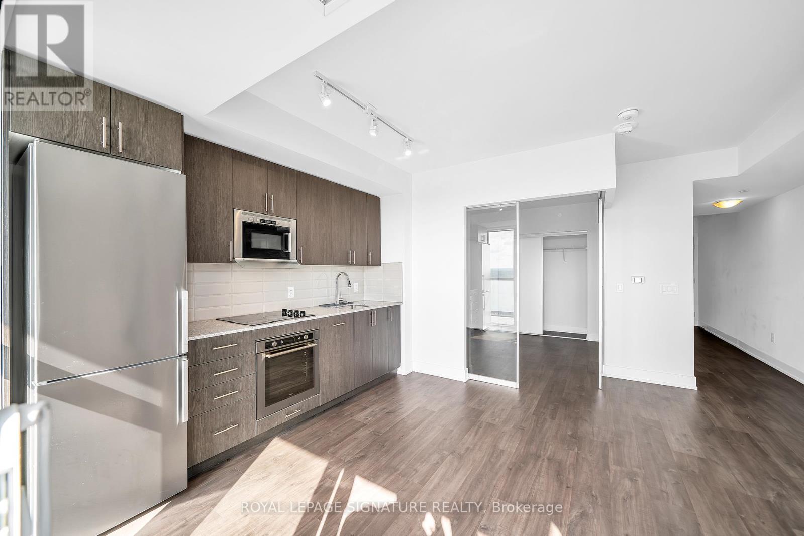2020 - 2550 Simcoe Street, Oshawa, Ontario  L1L 0R5 - Photo 4 - E12432514