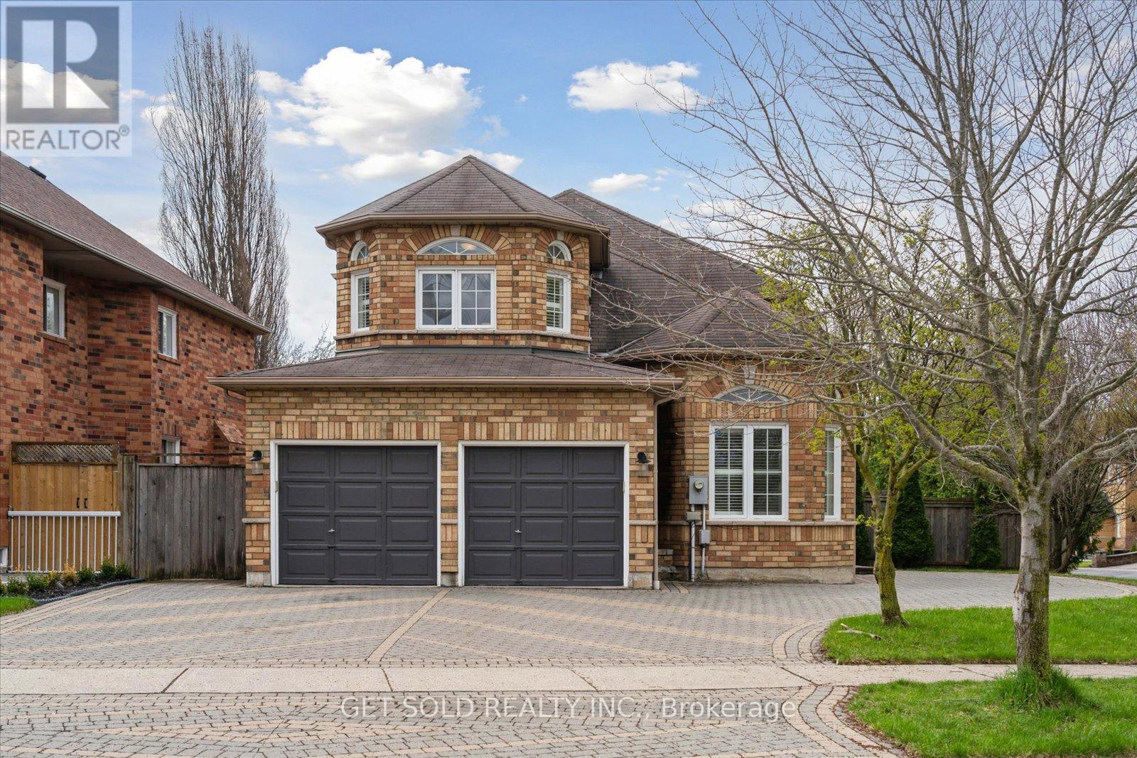 1 MCKIE COURT, Ajax, Ontario