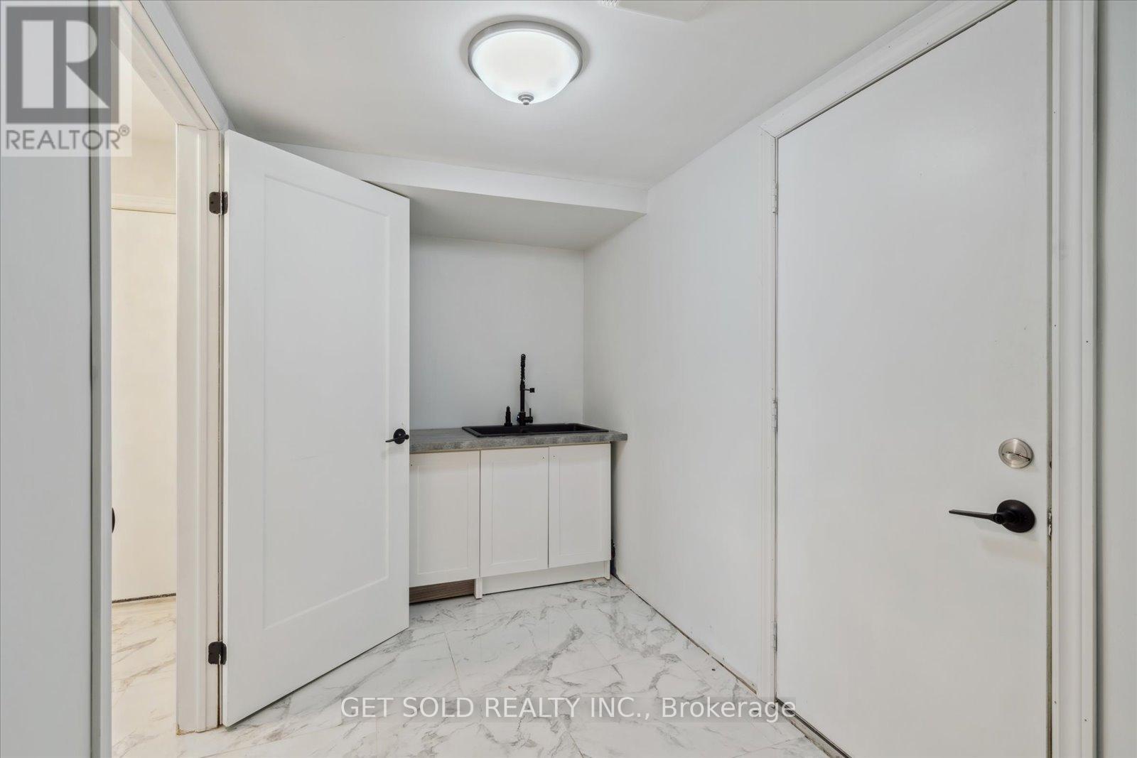 1 Mckie Court, Ajax, Ontario  L1T 3Z6 - Photo 25 - E12432570
