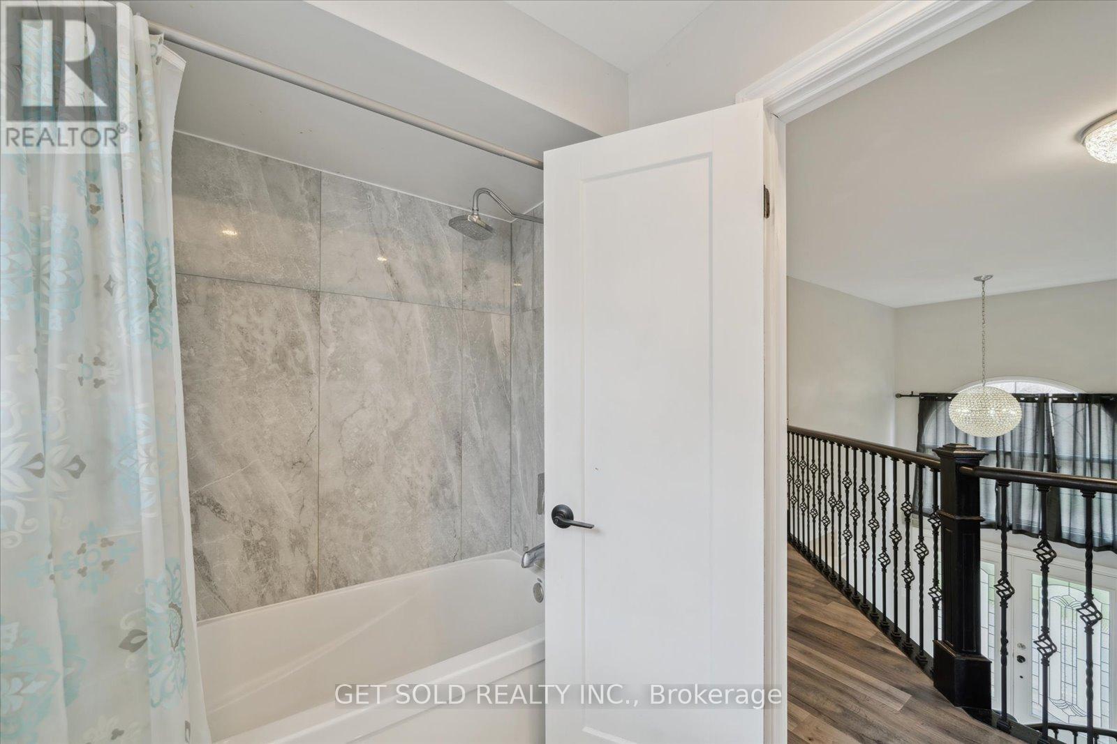 1 Mckie Court, Ajax, Ontario  L1T 3Z6 - Photo 34 - E12432570
