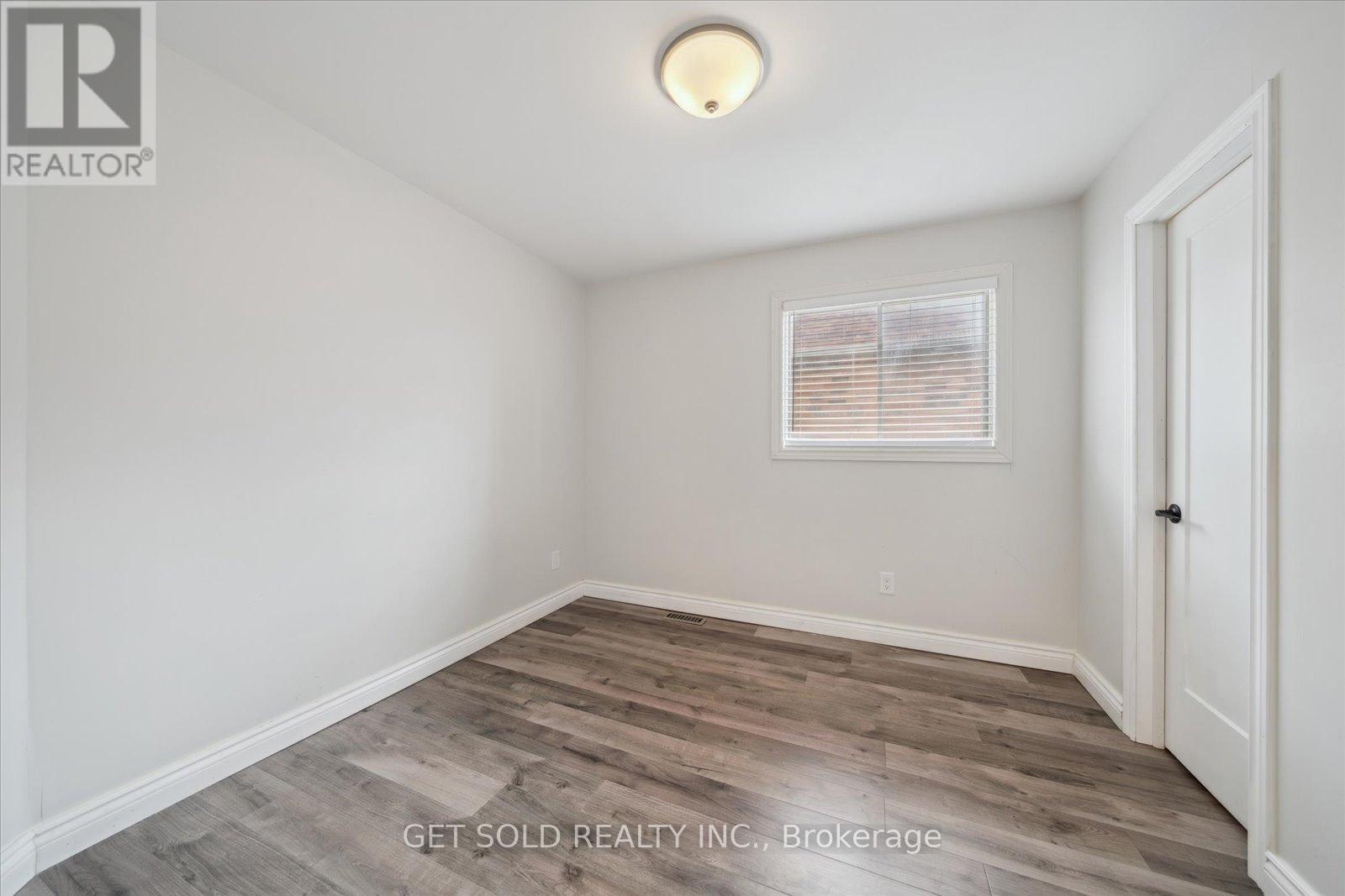 1 Mckie Court, Ajax, Ontario  L1T 3Z6 - Photo 37 - E12432570