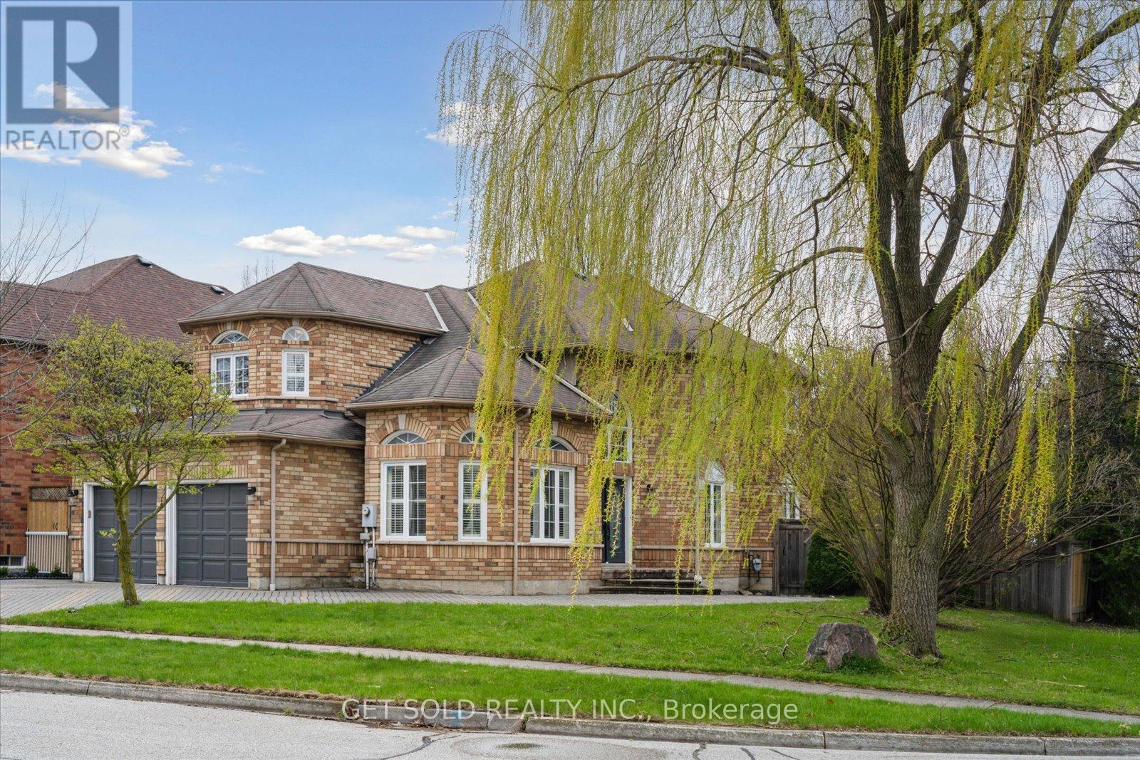 1 Mckie Court, Ajax, Ontario  L1T 3Z6 - Photo 4 - E12432570