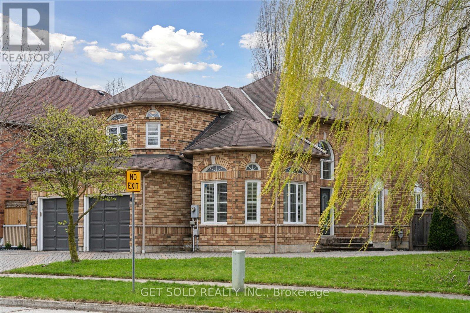 1 Mckie Court, Ajax, Ontario  L1T 3Z6 - Photo 5 - E12432570