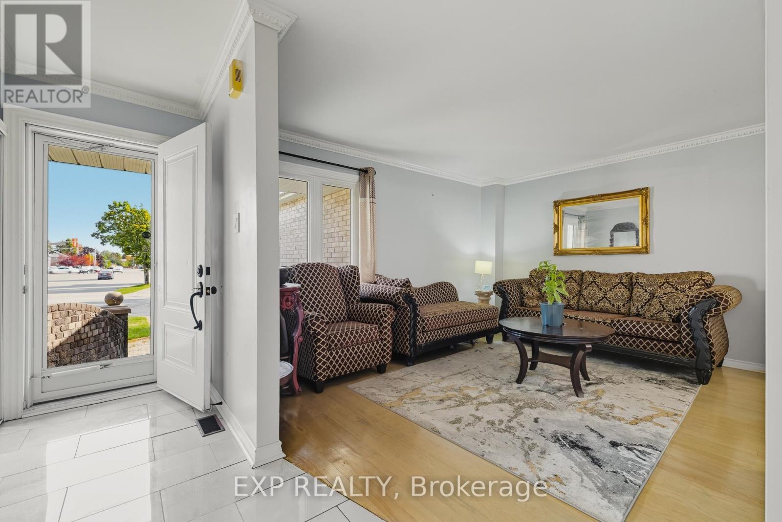 2 Blackburn Crescent, Ajax, Ontario  L1S 5Z2 - Photo 2 - E12432579
