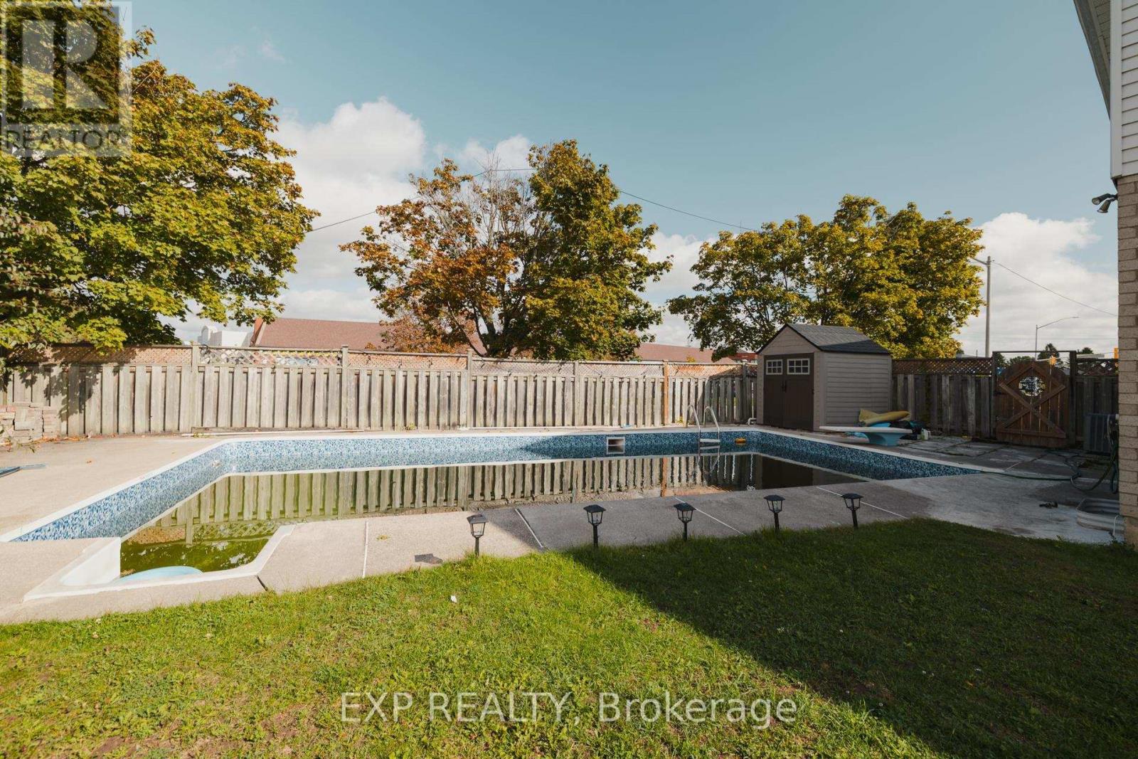 2 Blackburn Crescent, Ajax, Ontario  L1S 5Z2 - Photo 23 - E12432579