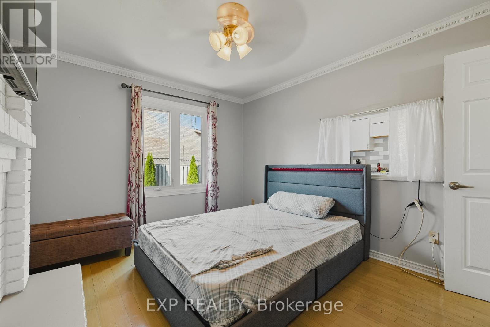 2 Blackburn Crescent, Ajax, Ontario  L1S 5Z2 - Photo 7 - E12432579