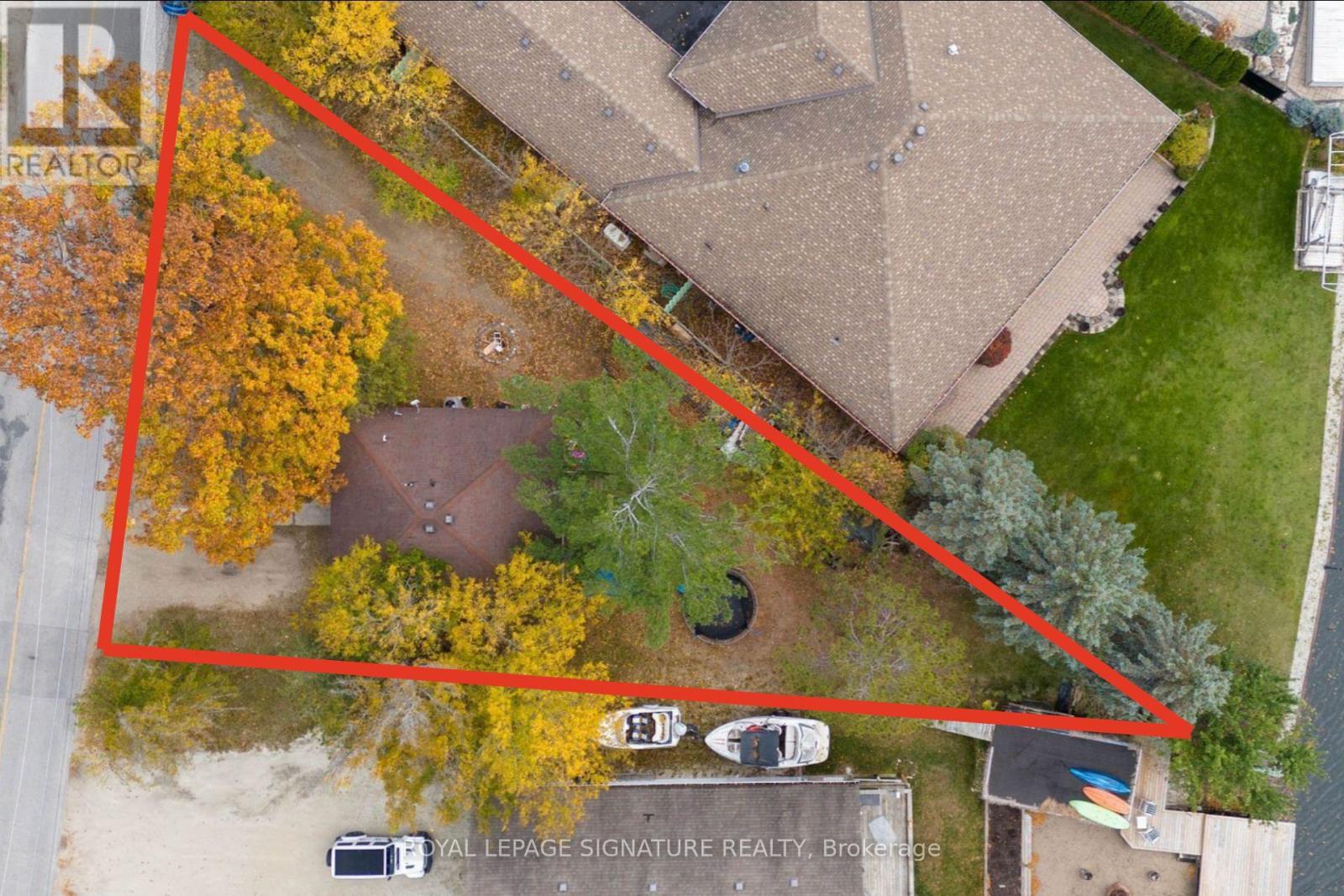 75 Old Mosley Street, Wasaga Beach, Ontario  L9Z 2J5 - Photo 6 - S12432094