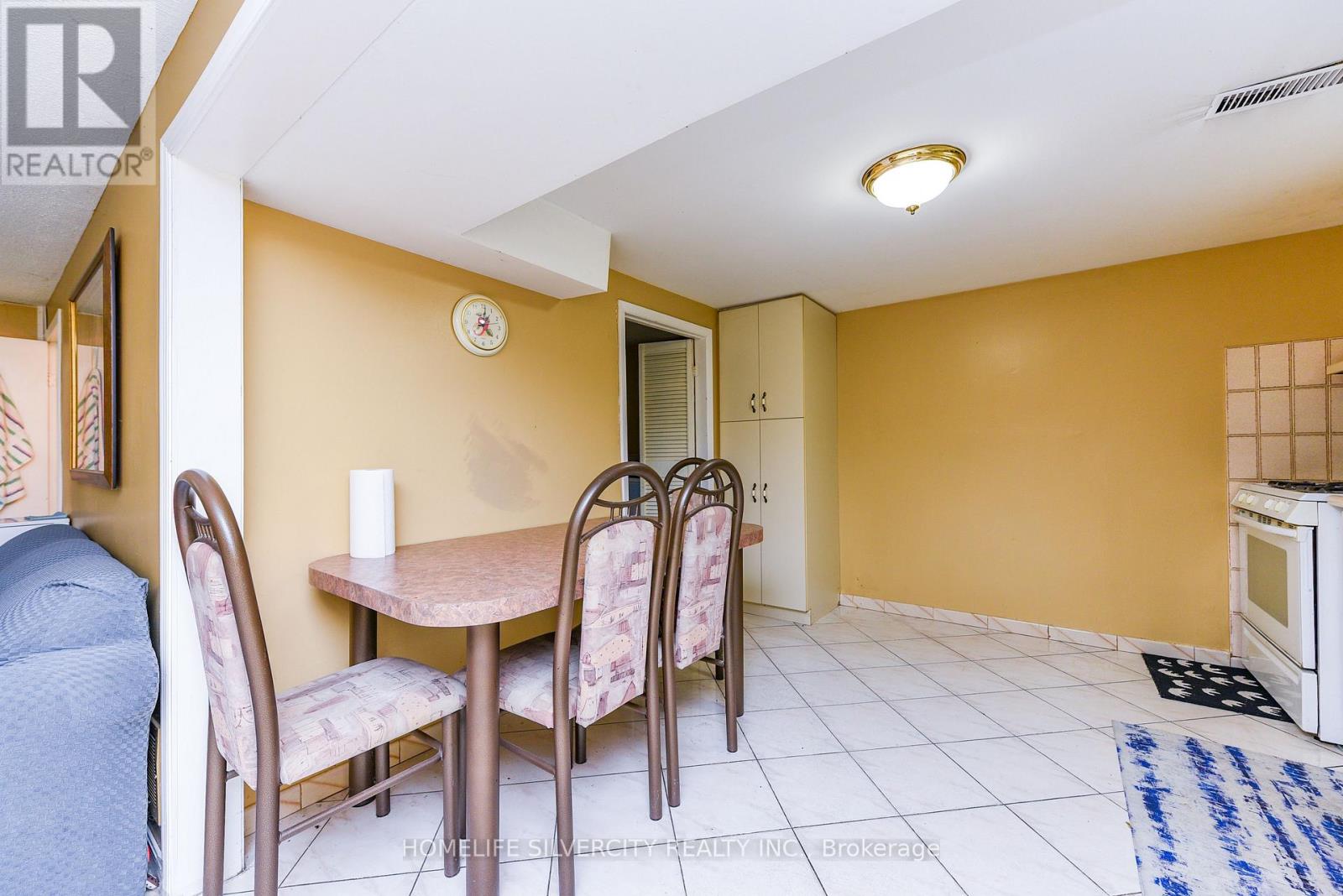 3350 Lehigh Crescent, Mississauga, Ontario  L4T 1W8 - Photo 38 - W12432044