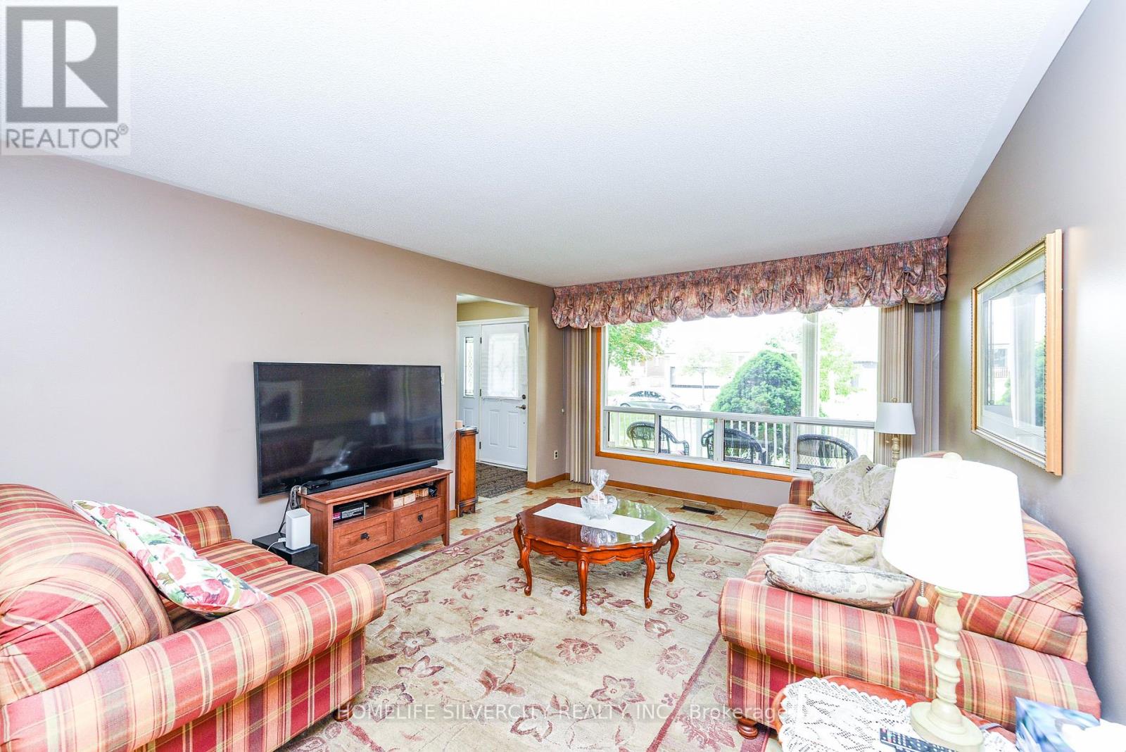 3350 Lehigh Crescent, Mississauga, Ontario  L4T 1W8 - Photo 10 - W12432044