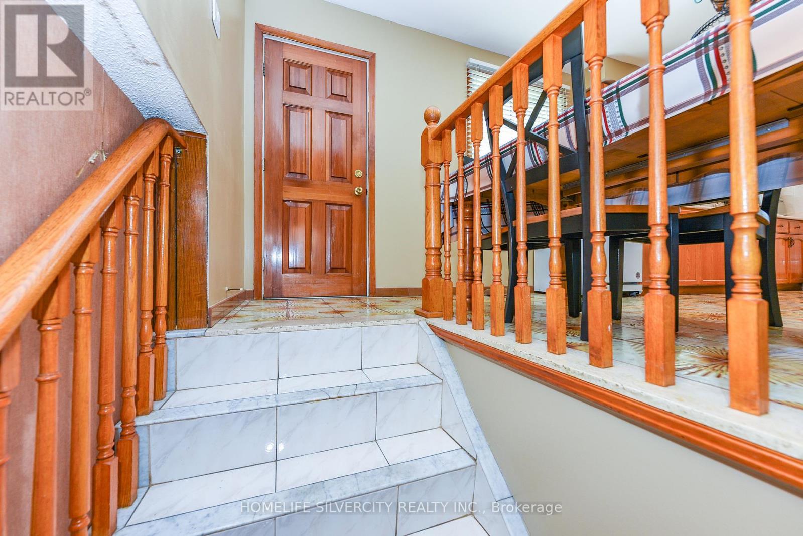 3350 Lehigh Crescent, Mississauga, Ontario  L4T 1W8 - Photo 48 - W12432044