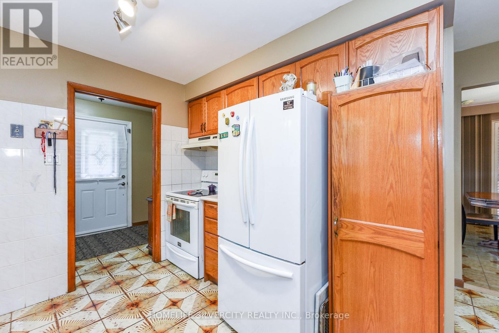 3350 Lehigh Crescent, Mississauga, Ontario  L4T 1W8 - Photo 20 - W12432044