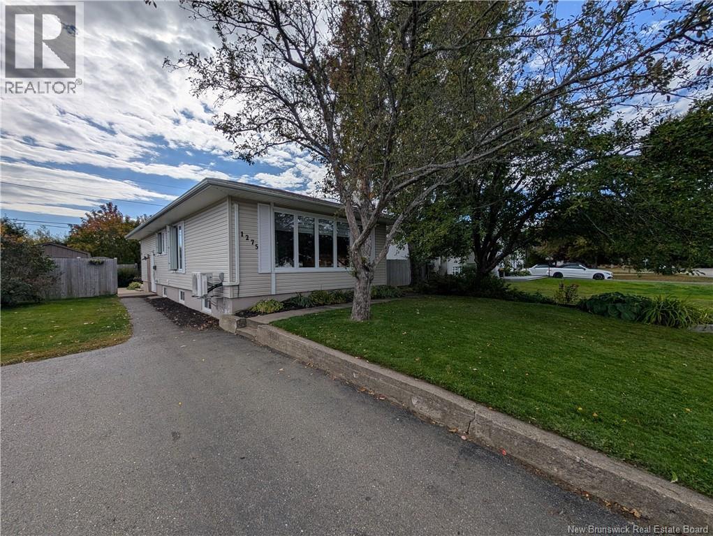 1275 Vantassell, Bathurst, New Brunswick