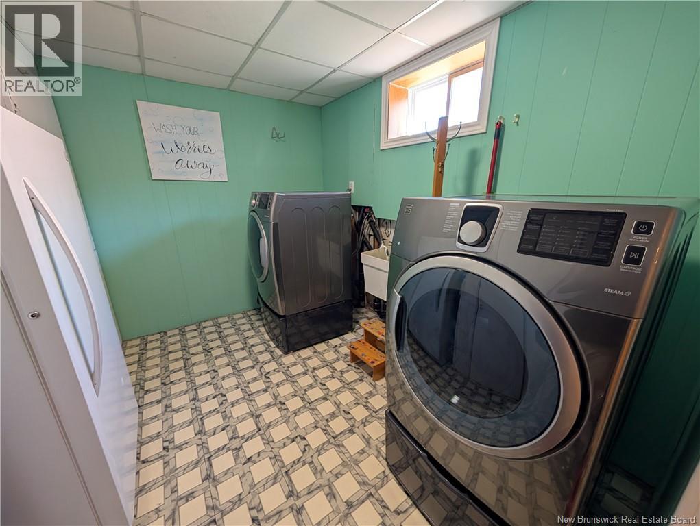 1275 Vantassell, Bathurst, New Brunswick  E2A 4C7 - Photo 43 - NB127583