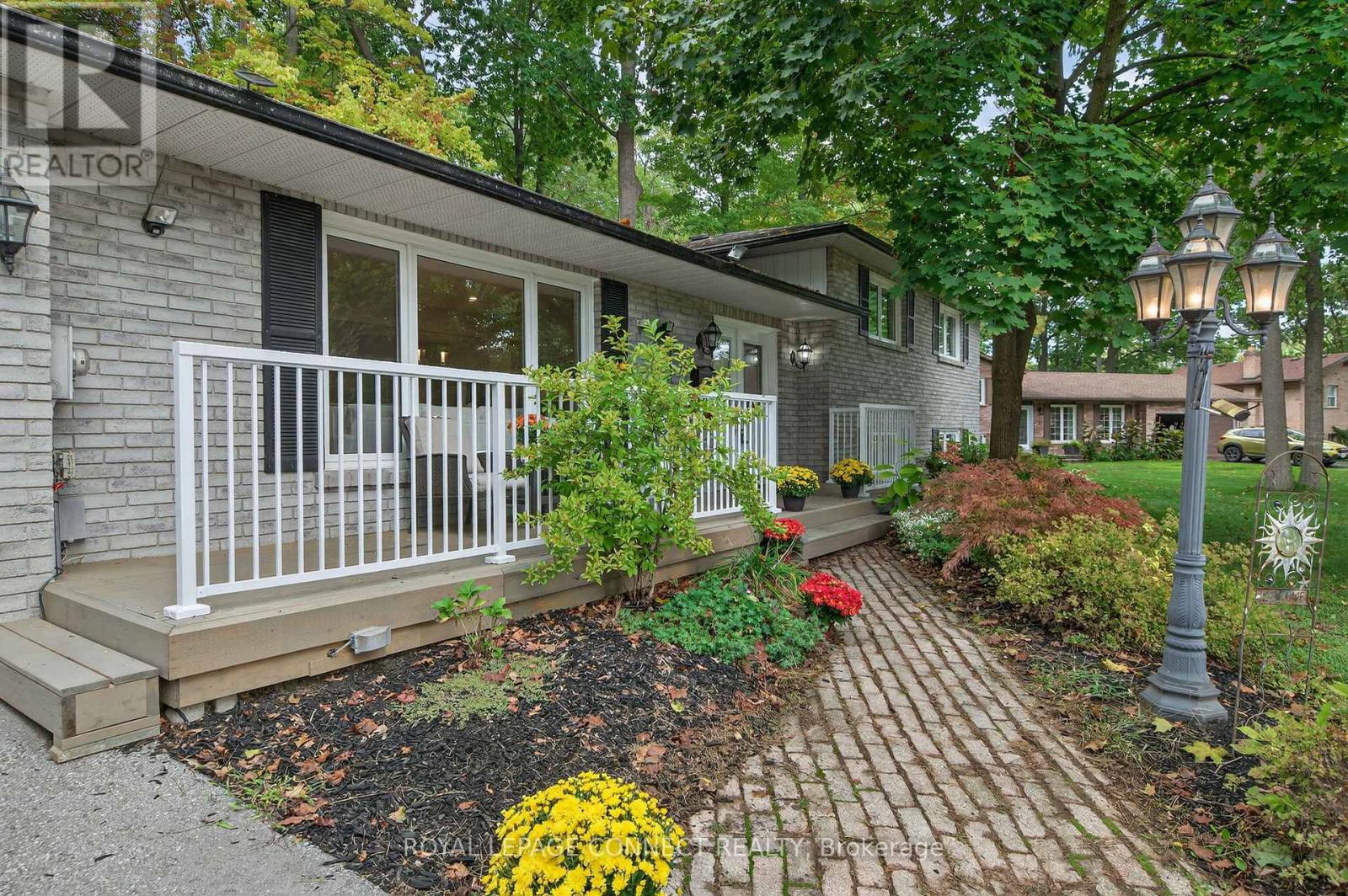10 Donaldson Road, East Gwillimbury, Ontario  L9N 1J2 - Photo 2 - N12432507