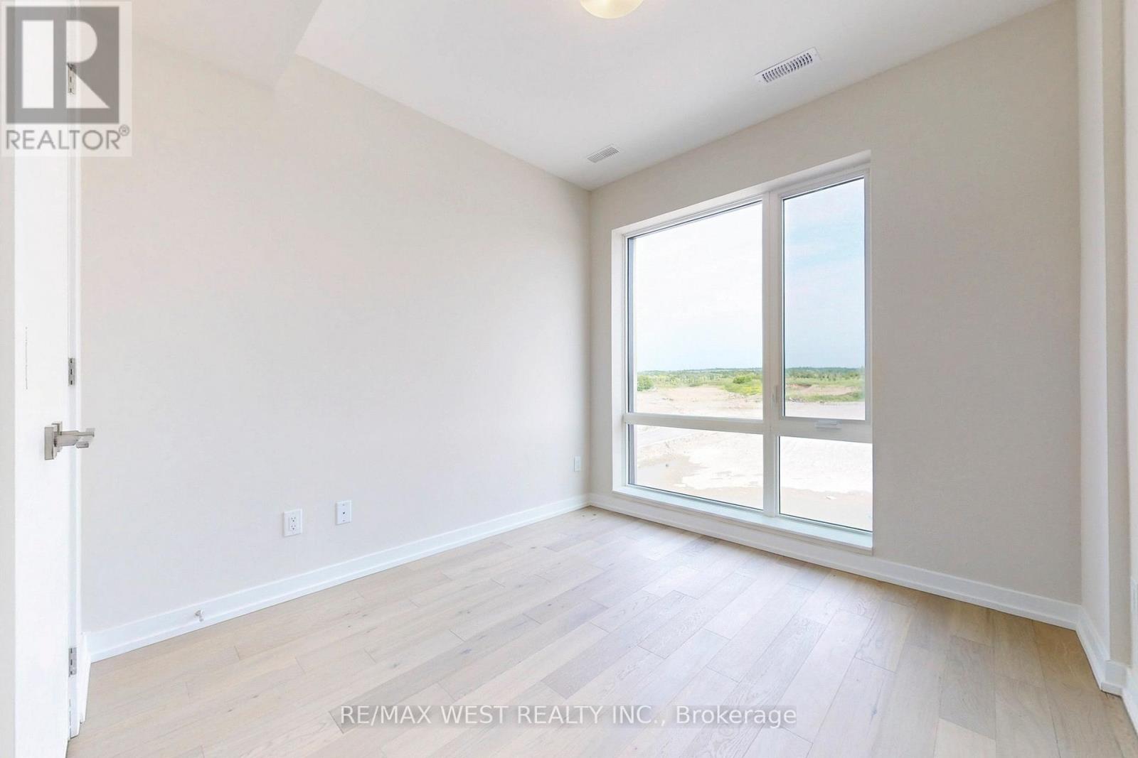 B311 - 65 Saigon Drive N, Richmond Hill, Ontario  L4S 0P4 - Photo 16 - N12432562