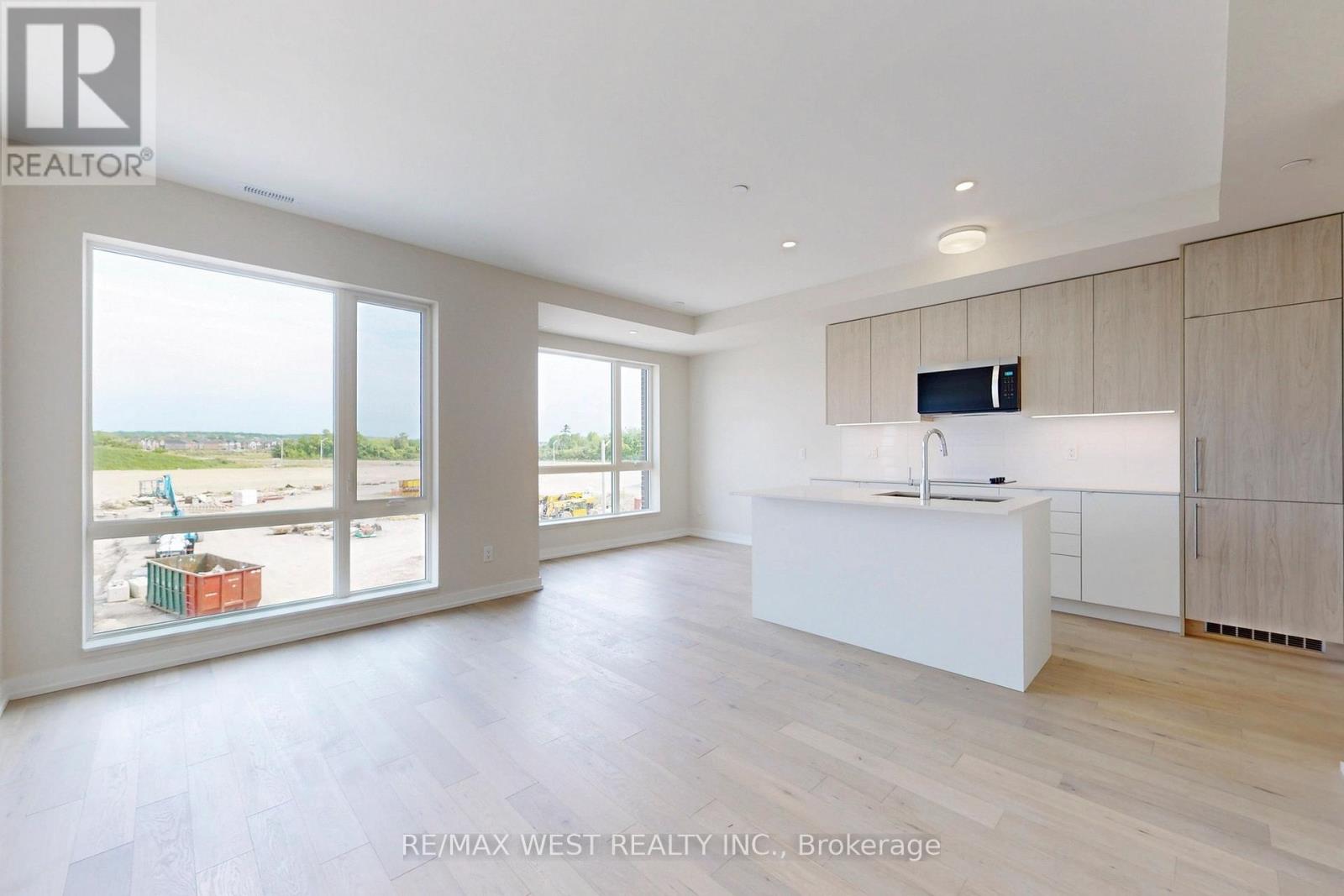 B311 - 65 Saigon Drive N, Richmond Hill, Ontario  L4S 0P4 - Photo 4 - N12432562