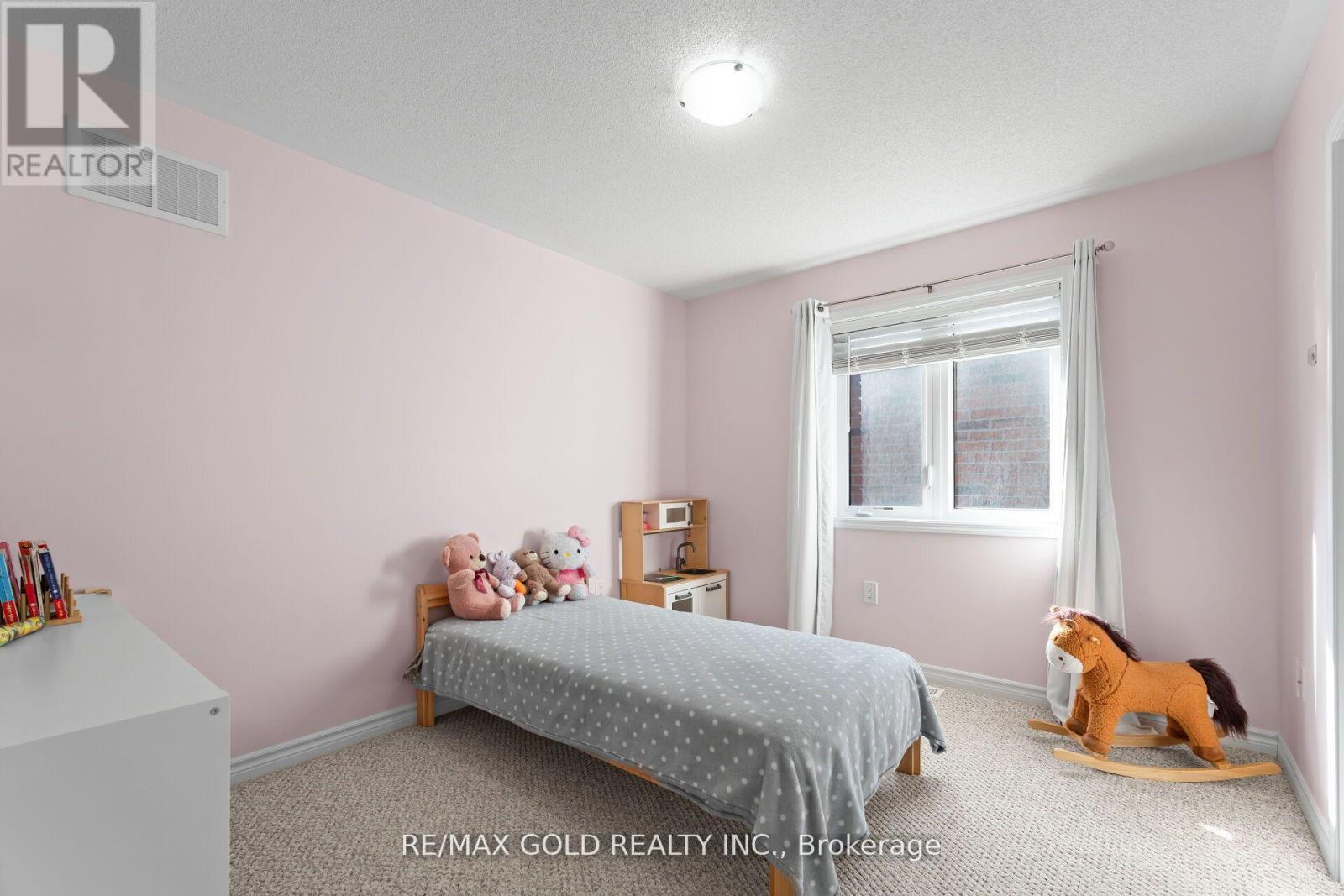 172 Tysonville Circle, Brampton, Ontario  L7A 4B2 - Photo 26 - W12432529