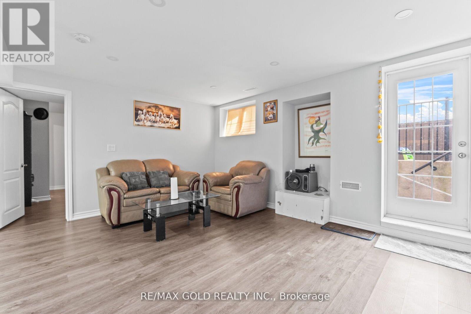 172 Tysonville Circle, Brampton, Ontario  L7A 4B2 - Photo 35 - W12432529