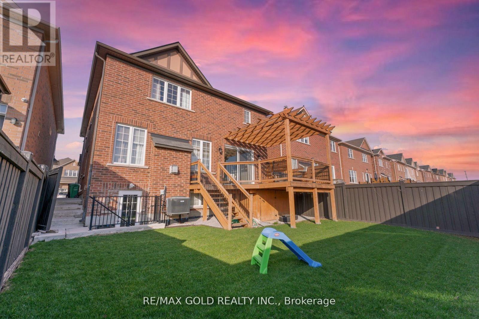 172 Tysonville Circle, Brampton, Ontario  L7A 4B2 - Photo 45 - W12432529