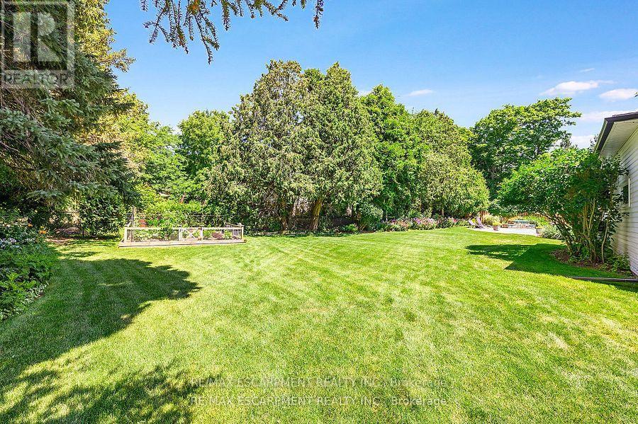6487 Panton Street, Burlington, Ontario  L7P 0L7 - Photo 40 - W12432535