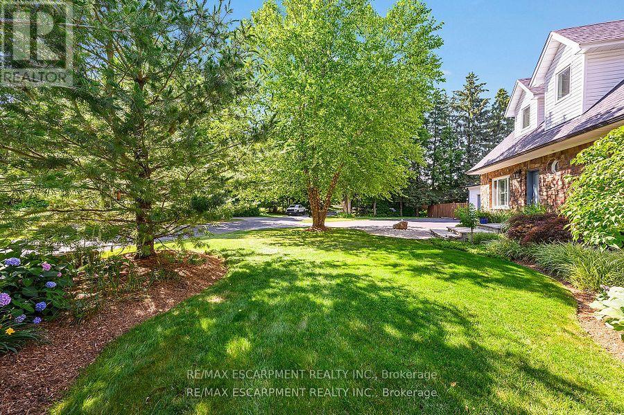 6487 Panton Street, Burlington, Ontario  L7P 0L7 - Photo 7 - W12432535