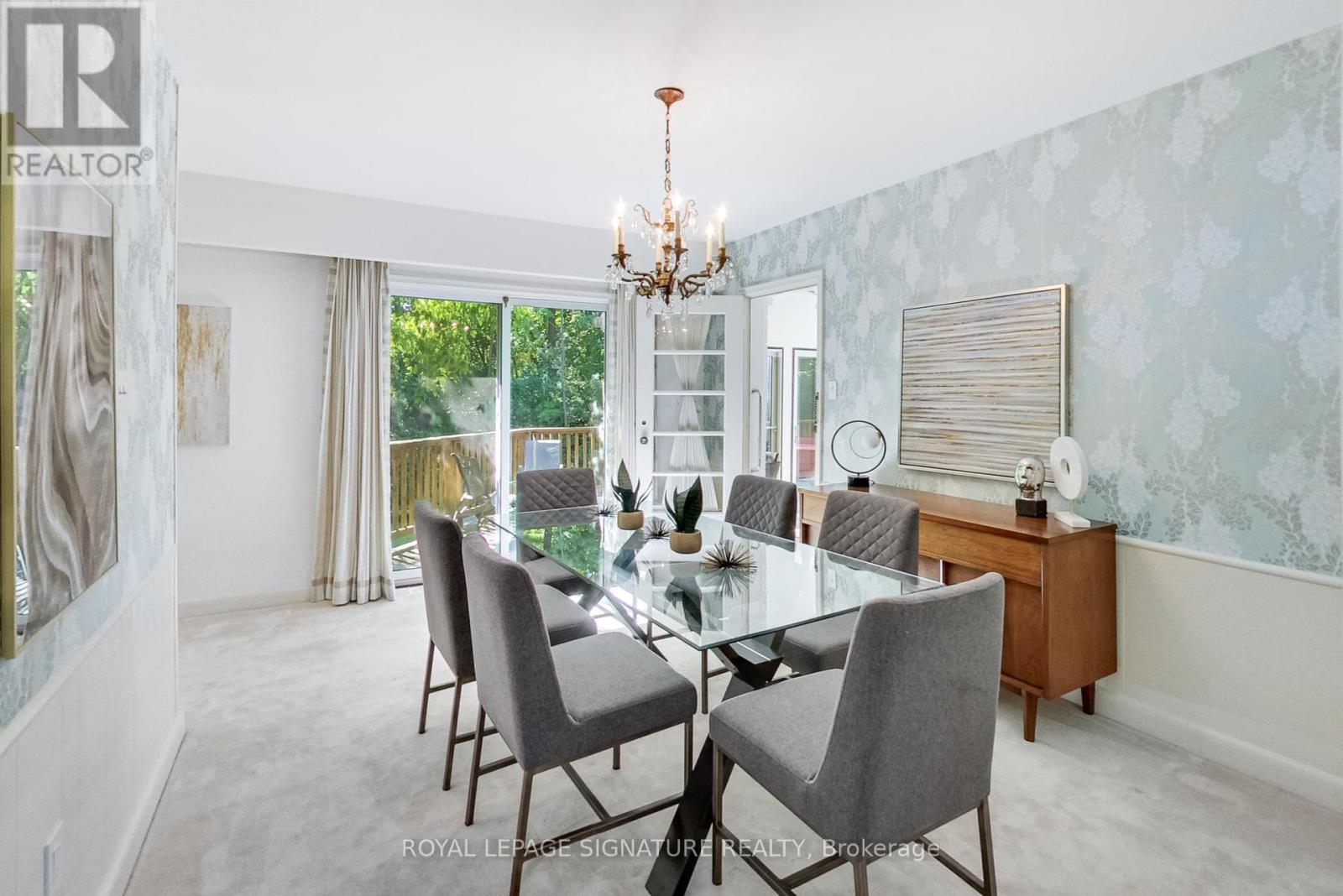284 Woodland Drive, Oakville, Ontario  L6J 4W5 - Photo 12 - W12432593