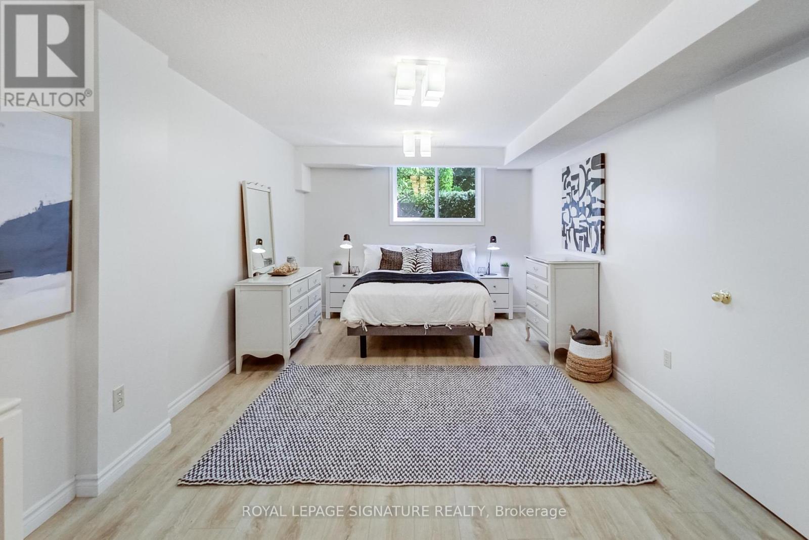 284 Woodland Drive, Oakville, Ontario  L6J 4W5 - Photo 43 - W12432593