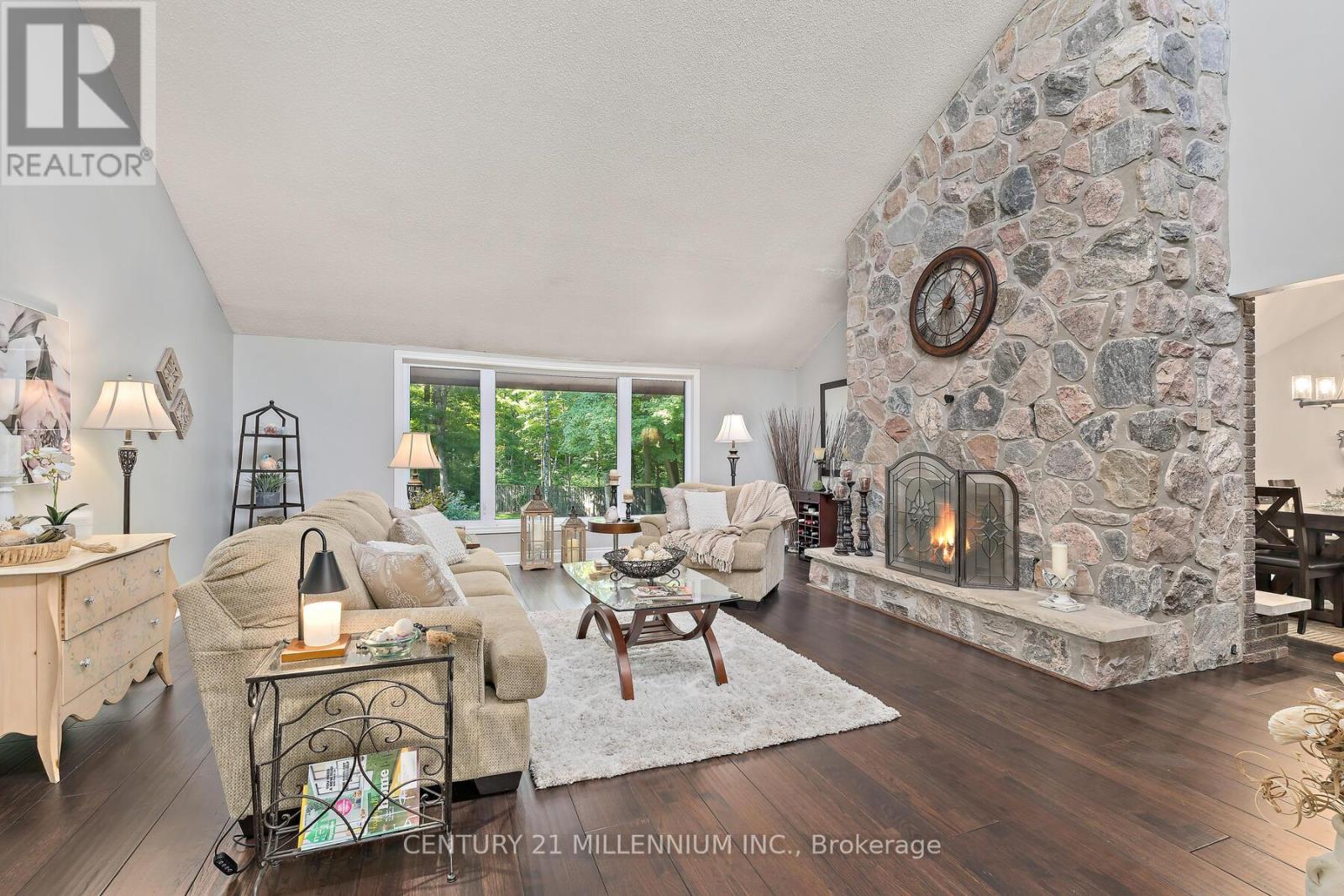 11646 Dublin Line, Halton Hills, Ontario  L7J 2M1 - Photo 11 - W12432613