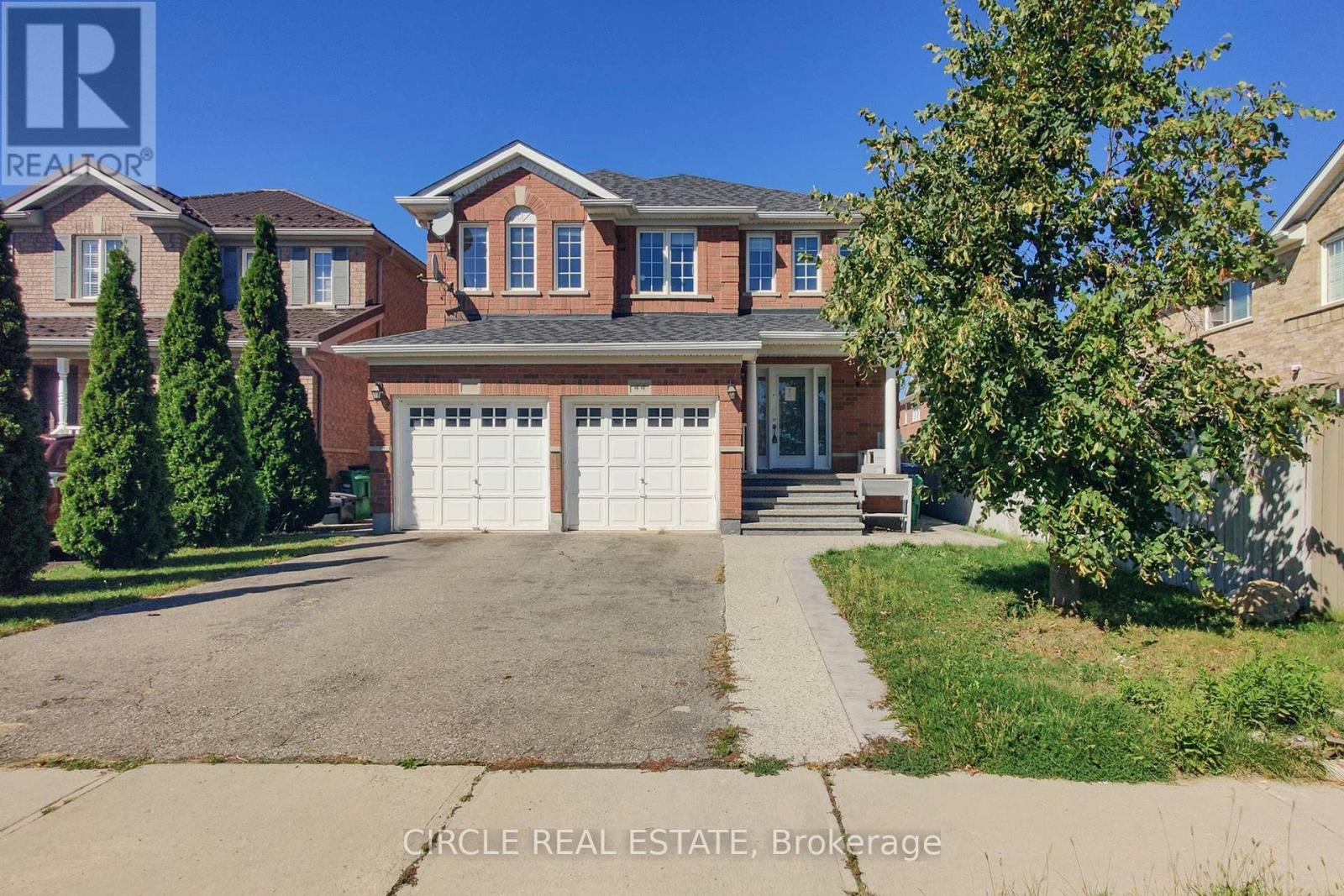 44 Conklin Drive, Brampton, Ontario  L7A 3P5 - Photo 1 - W12432639