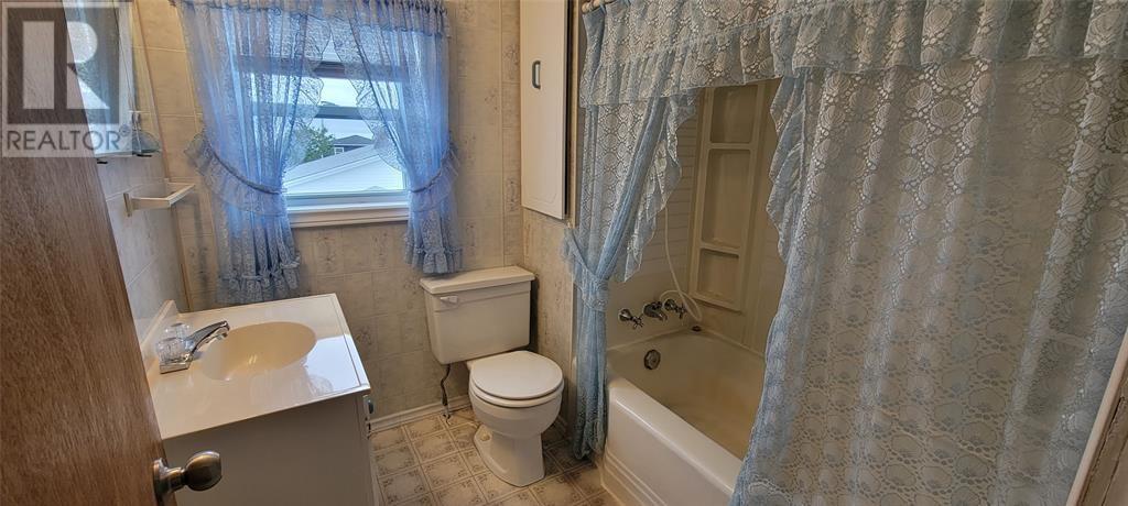 50 Elizabeth Avenue, Grand Bank, Newfoundland & Labrador  A0E 1W0 - Photo 18 - 1291016