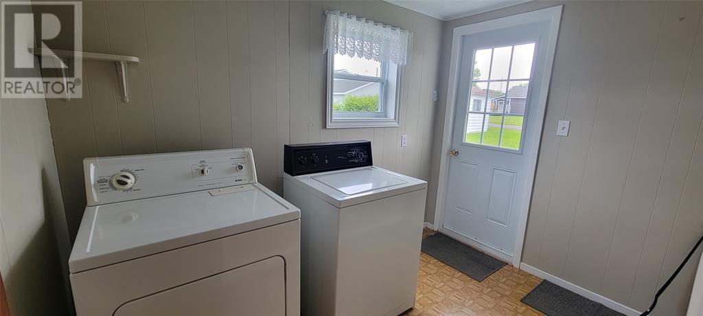 50 Elizabeth Avenue, Grand Bank, Newfoundland & Labrador  A0E 1W0 - Photo 8 - 1291016