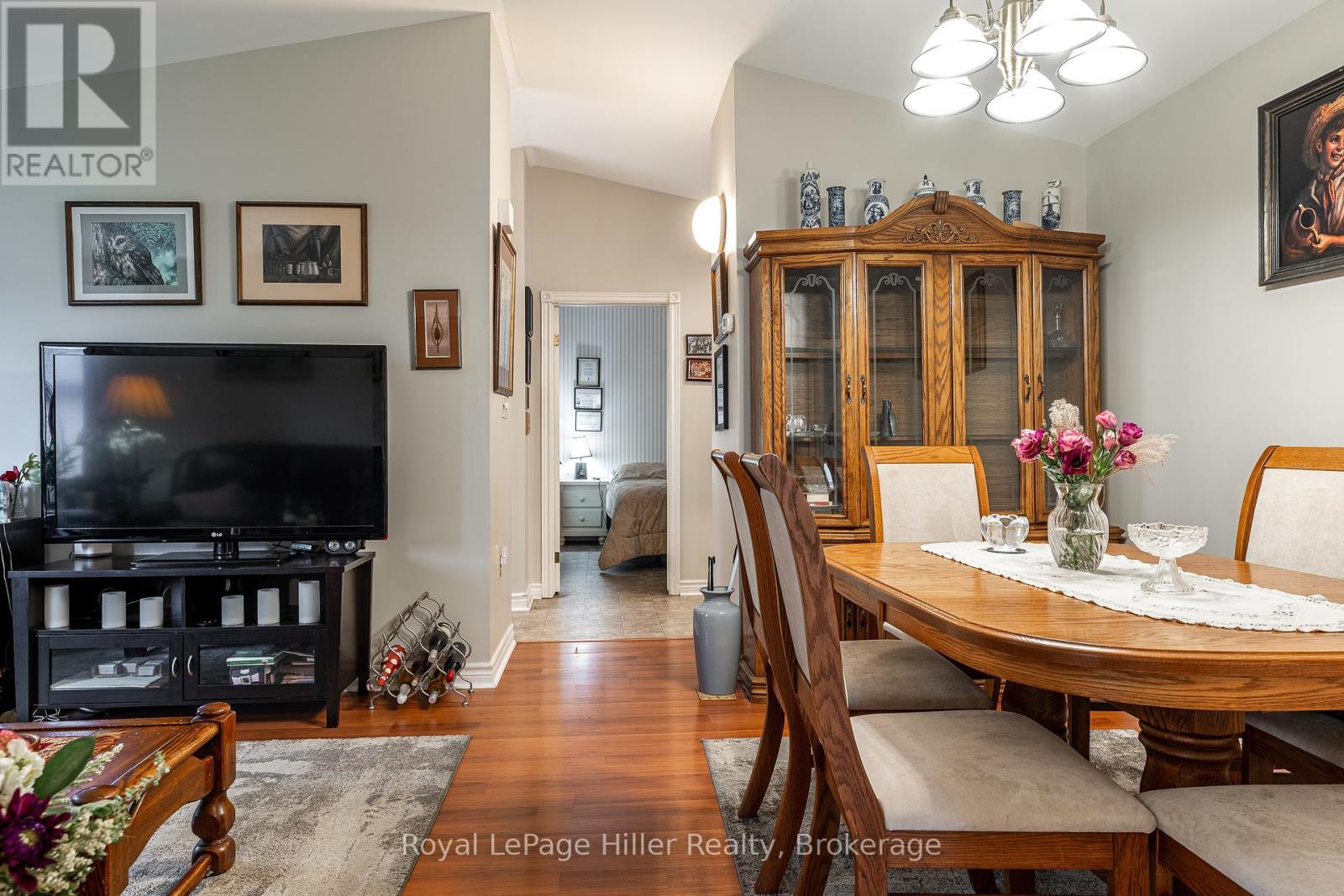 8 - 300 John Street S, Stratford, Ontario  N5A 7V5 - Photo 16 - X12432695