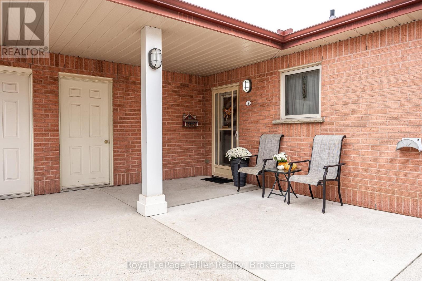 8 - 300 John Street S, Stratford, Ontario  N5A 7V5 - Photo 3 - X12432695
