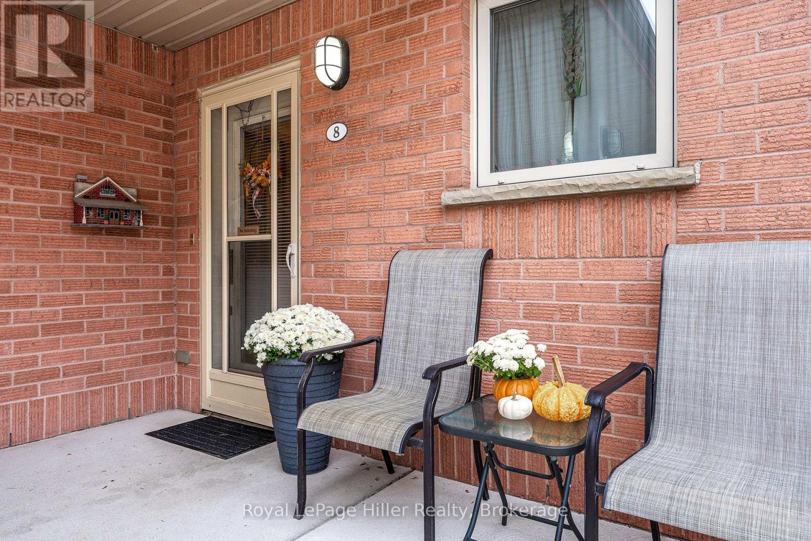 8 - 300 John Street S, Stratford, Ontario  N5A 7V5 - Photo 4 - X12432695