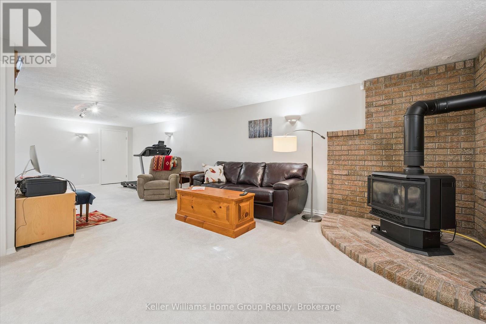 27 Third Line Road, Centre Wellington, Ontario  N0B 1J0 - Photo 34 - X12432699