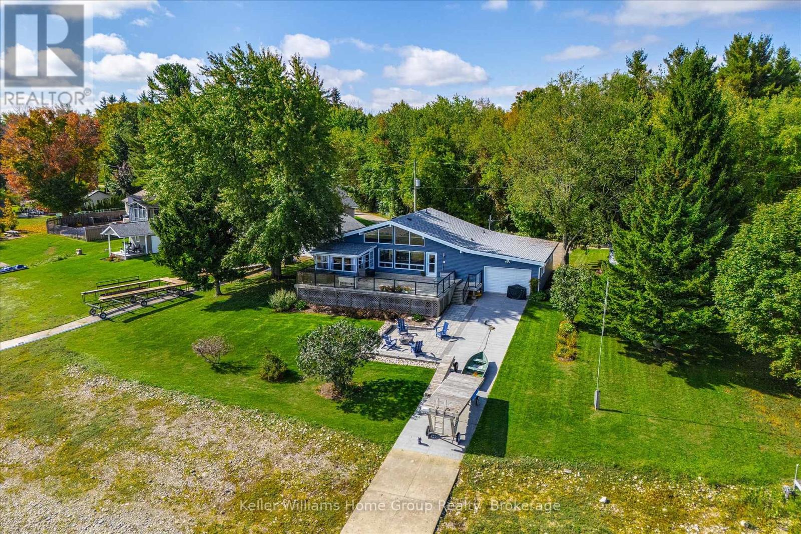 27 Third Line Road, Centre Wellington, Ontario  N0B 1J0 - Photo 4 - X12432699
