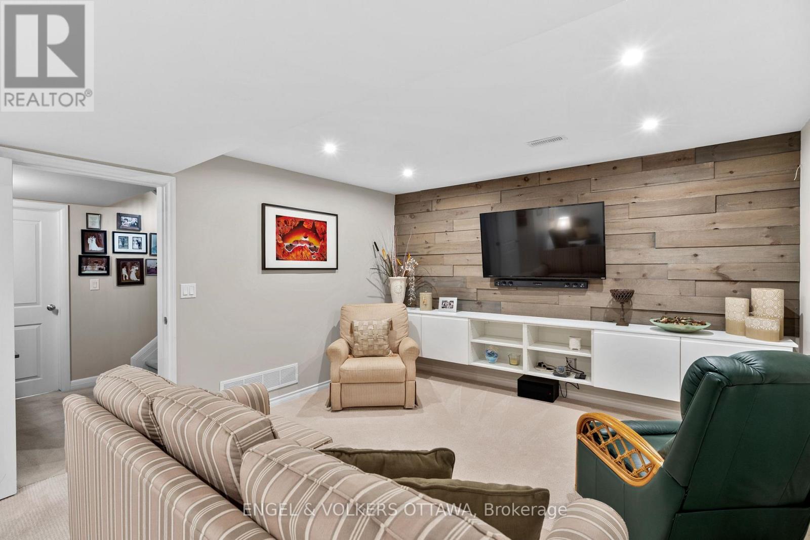 27 Esquimault Avenue, Ottawa, Ontario  K2H 6Z4 - Photo 33 - X12432658