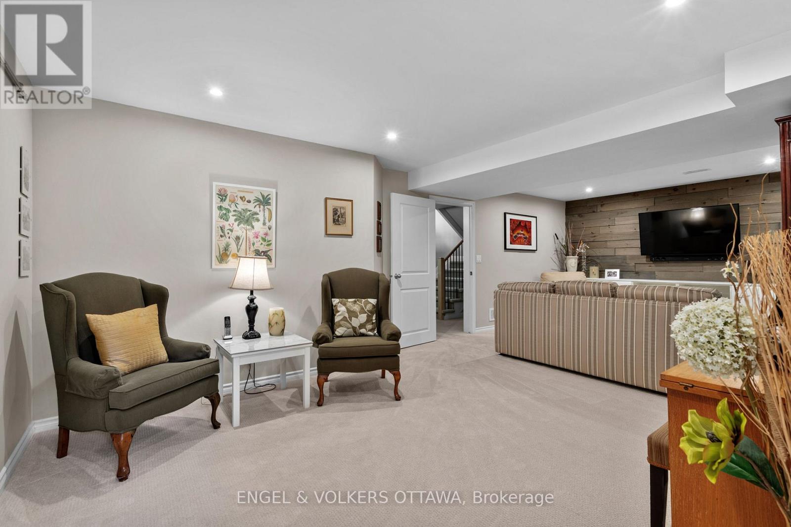 27 Esquimault Avenue, Ottawa, Ontario  K2H 6Z4 - Photo 36 - X12432658