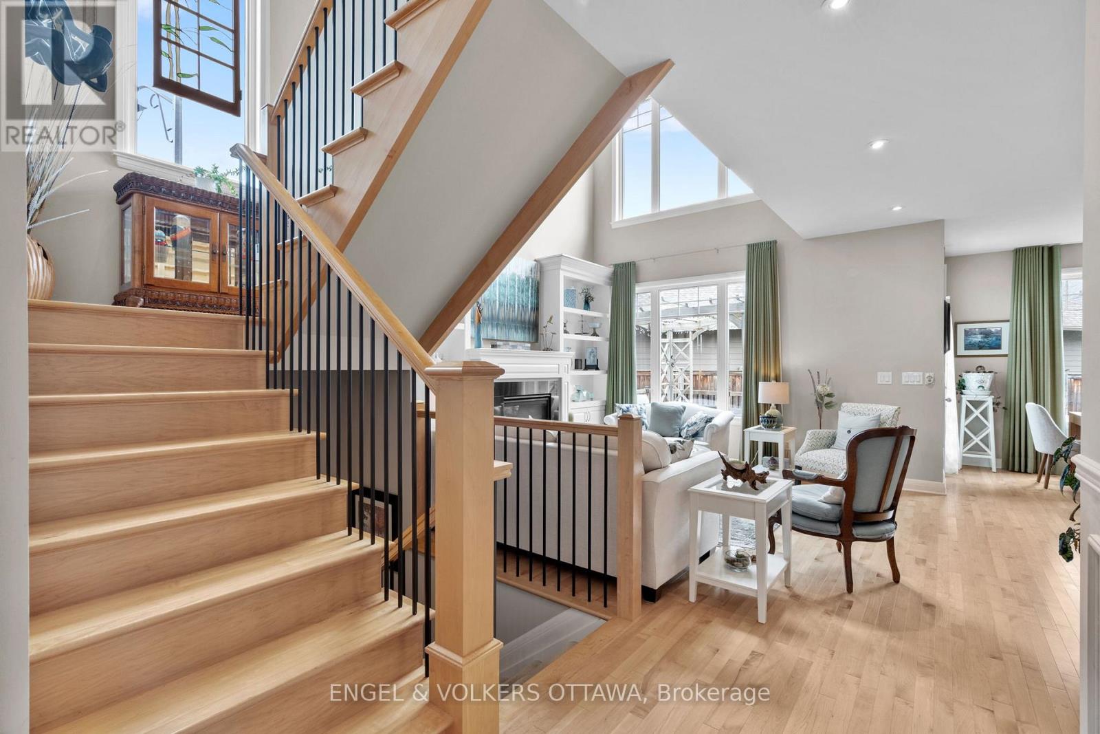 27 Esquimault Avenue, Ottawa, Ontario  K2H 6Z4 - Photo 6 - X12432658