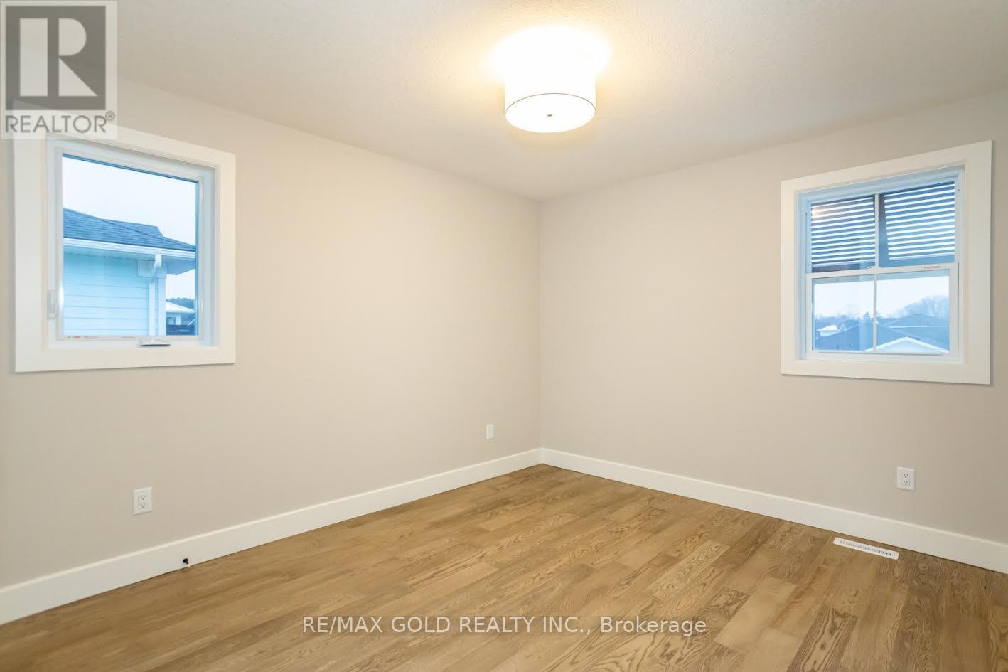 413 Breakwater Boulevard, Central Elgin, Ontario  N5L 1C5 - Photo 30 - X12432583