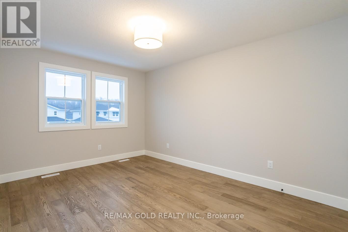 413 Breakwater Boulevard, Central Elgin, Ontario  N5L 1C5 - Photo 37 - X12432583