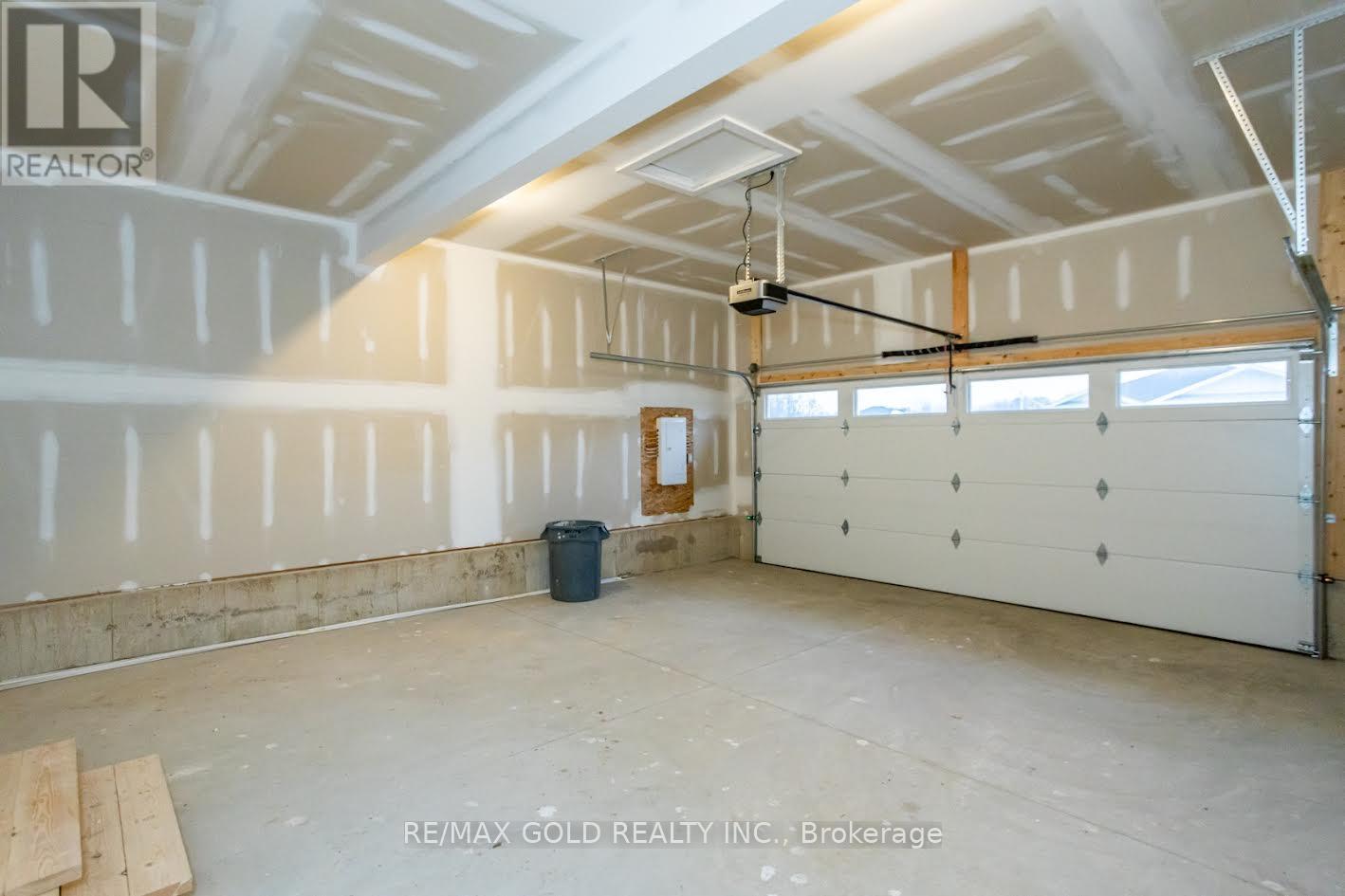 413 Breakwater Boulevard, Central Elgin, Ontario  N5L 1C5 - Photo 38 - X12432583