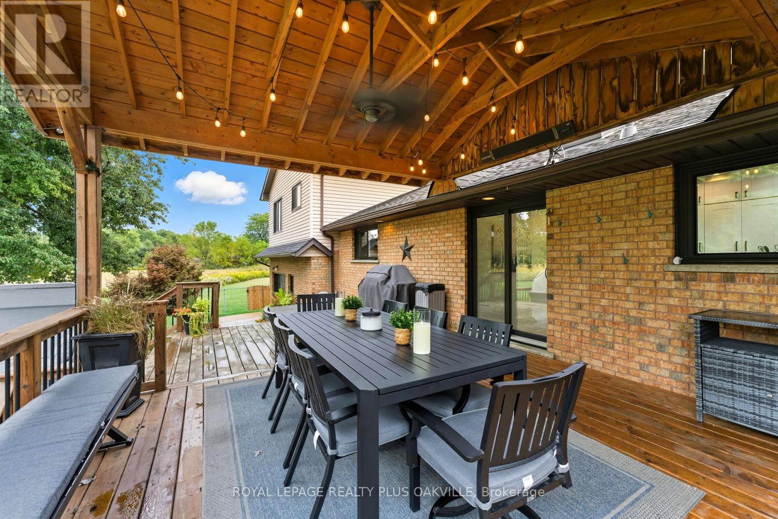 9904 Dickenson Road W, Hamilton, Ontario  L0R 1W0 - Photo 32 - X12432598