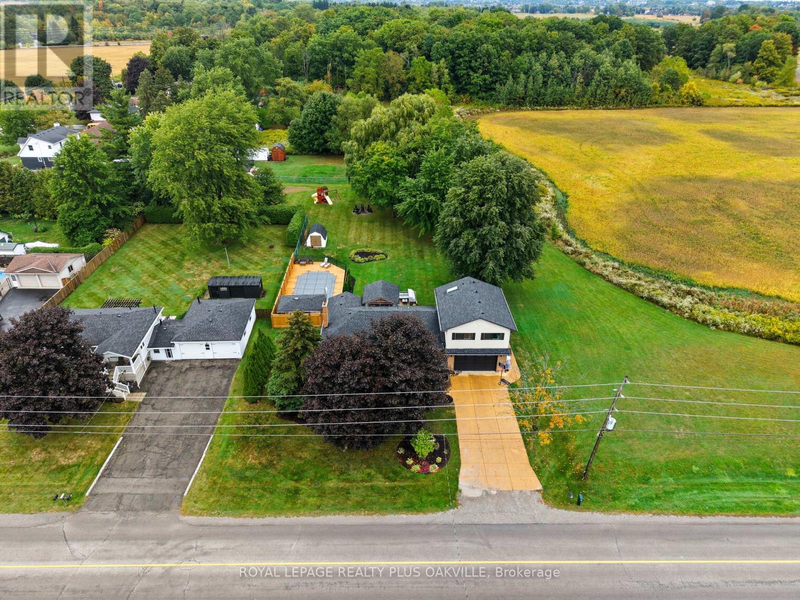 9904 Dickenson Road W, Hamilton, Ontario  L0R 1W0 - Photo 43 - X12432598